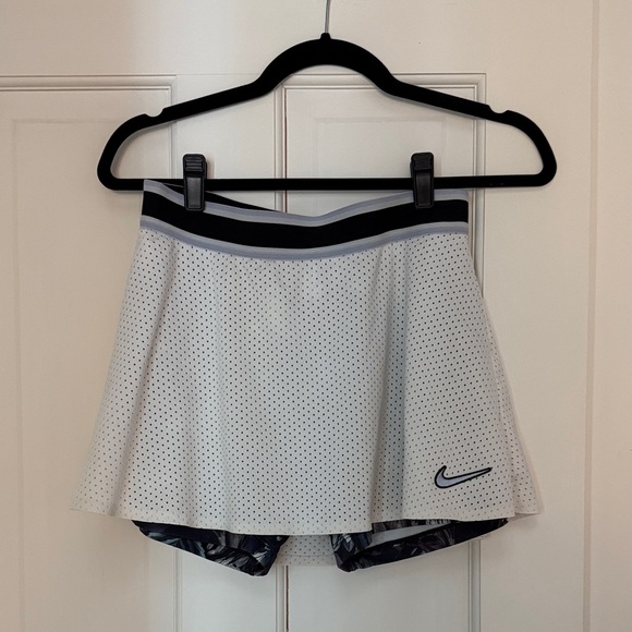 Nike white mesh tennis skirt - Picture 1 of 6